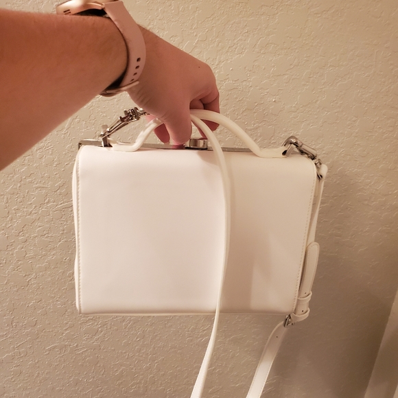 Forever 21 Handbags - Forever 21 white box crossbody bag